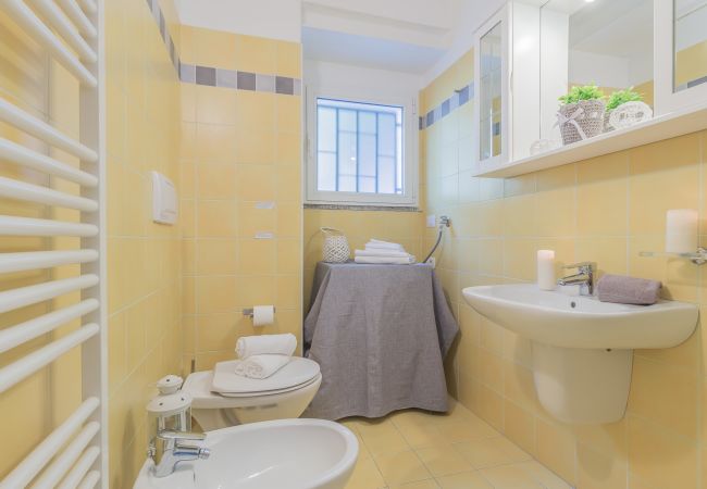 Appartamento a Perledo - Casa Paola Appartamento a Perledo - Casa Paola