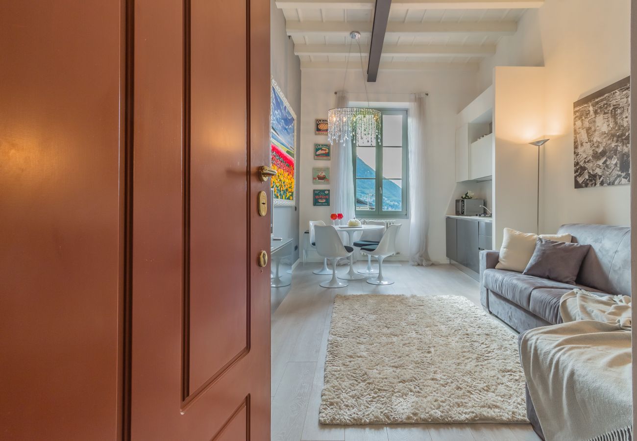 Appartamento a Varenna - Il Diamante del Lago Appartamento a Varenna - Il Diamante del Lago