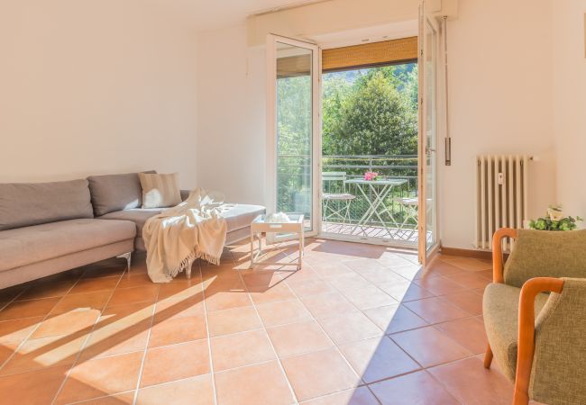 Appartamento a Varenna - Casa Bobbie Appartamento a Varenna - Casa Bobbie