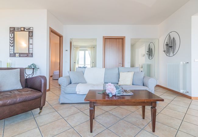 Appartamento a Perledo - Sunny Varenna Apartment Appartamento a Perledo - Sunny Varenna Apartment