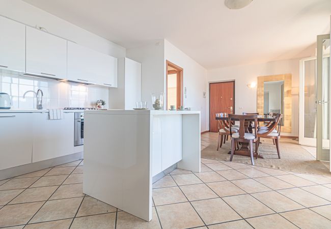 Appartamento a Perledo - Sunny Varenna Apartment Appartamento a Perledo - Sunny Varenna Apartment