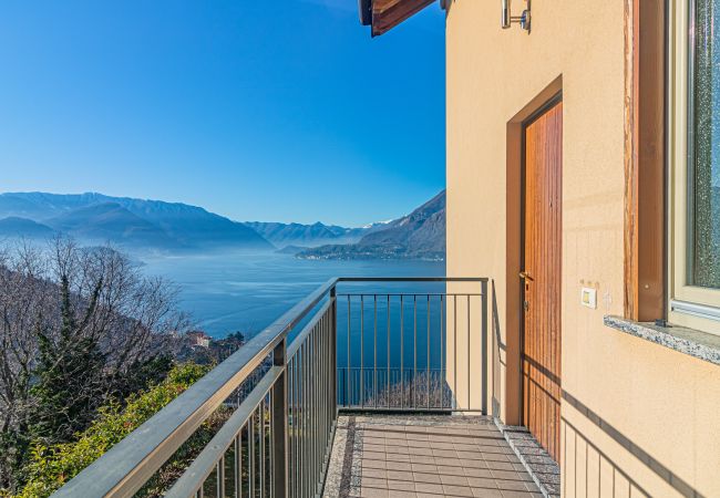 Appartamento a Perledo - Sunny Varenna Apartment Appartamento a Perledo - Sunny Varenna Apartment