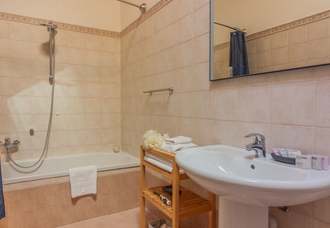 Appartamento a Perledo - Veloccino del Lago Appartamento a Perledo - Veloccino del Lago