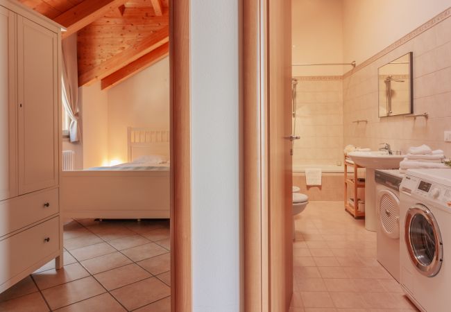 Appartamento a Perledo - Veloccino del Lago Appartamento a Perledo - Veloccino del Lago