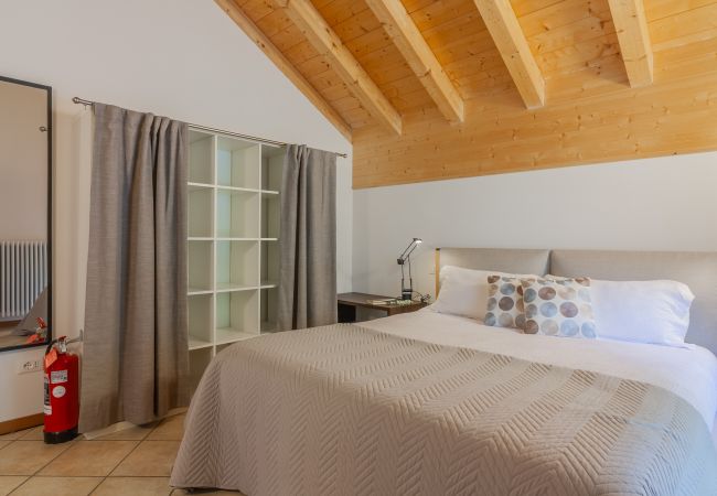 Appartamento a Perledo - Veloccino del Lago Appartamento a Perledo - Veloccino del Lago