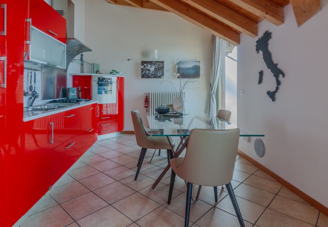 Appartamento a Perledo - Veloccino del Lago Appartamento a Perledo - Veloccino del Lago