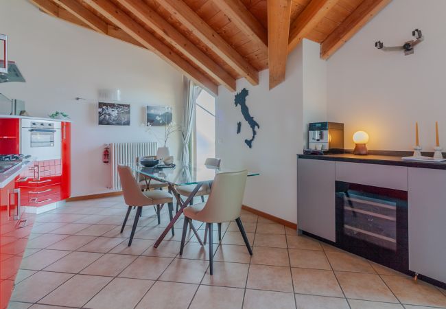 Appartamento a Perledo - Veloccino del Lago Appartamento a Perledo - Veloccino del Lago