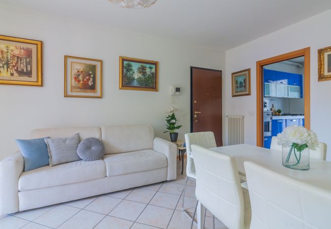 Appartamento a Mandello del Lario - Sunflowers Home Appartamento a Mandello del Lario - Sunflowers Home