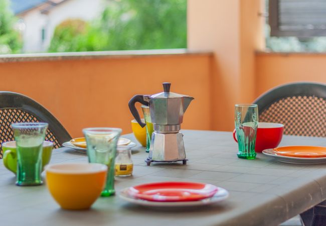 Appartamento a Mandello del Lario - Sunflowers Home Appartamento a Mandello del Lario - Sunflowers Home