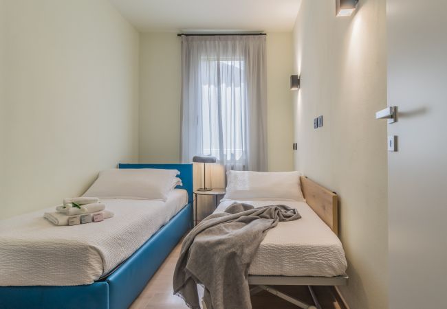 Appartamento a Perledo - Casa Sandra Giardino e Lago Appartamento a Perledo - Casa Sandra Giardino e Lago