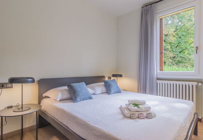 Appartamento a Perledo - Casa Sandra Giardino e Lago Appartamento a Perledo - Casa Sandra Giardino e Lago