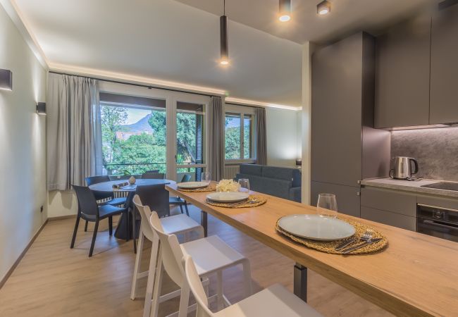 Appartamento a Perledo - Casa Sandra Giardino e Lago Appartamento a Perledo - Casa Sandra Giardino e Lago