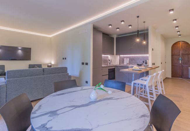 Appartamento a Perledo - Casa Sandra Giardino e Lago Appartamento a Perledo - Casa Sandra Giardino e Lago