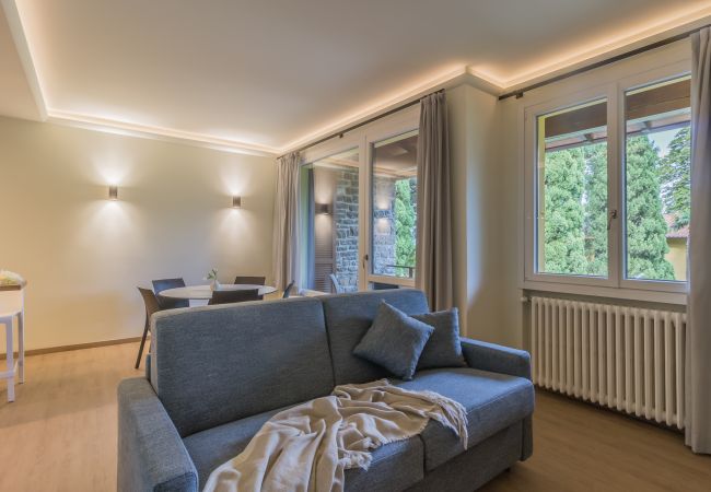 Appartamento a Perledo - Casa Sandra Giardino e Lago Appartamento a Perledo - Casa Sandra Giardino e Lago