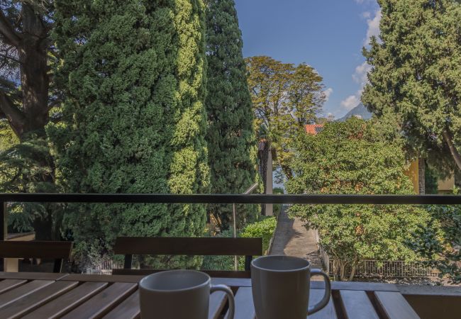 Appartamento a Perledo - Casa Sandra Giardino e Lago Appartamento a Perledo - Casa Sandra Giardino e Lago