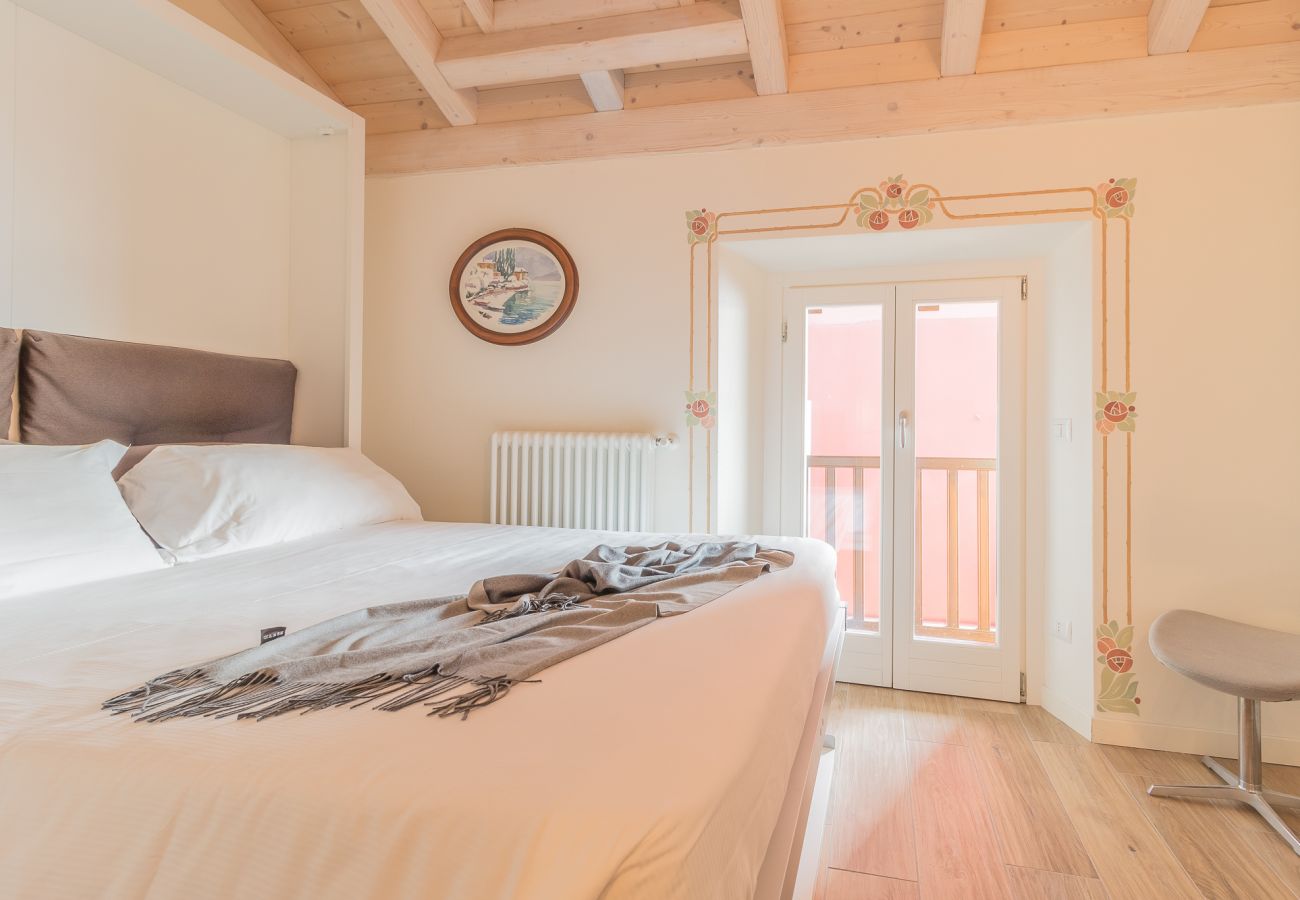 Apartment in Varenna - Elizabeth House Varenna Apartment in Varenna - Elizabeth House Varenna