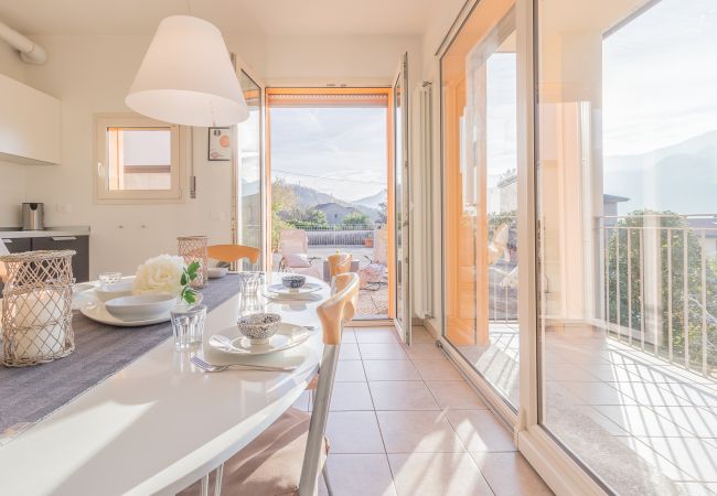 Apartment in Lierna - Casa Tre Sole Apartment in Lierna - Casa Tre Sole