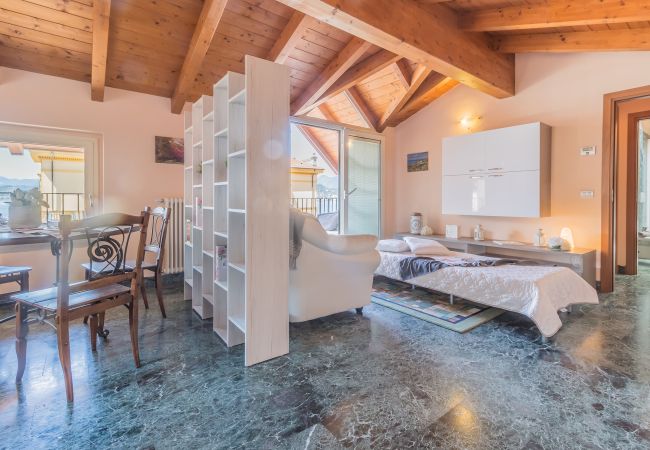 Apartment in Varenna - Casa Del Tiglio Apartment in Varenna - Casa Del Tiglio