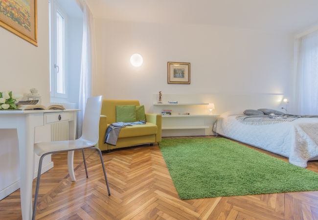 Apartment in Varenna - La Casa di Rosa Apartment in Varenna - La Casa di Rosa