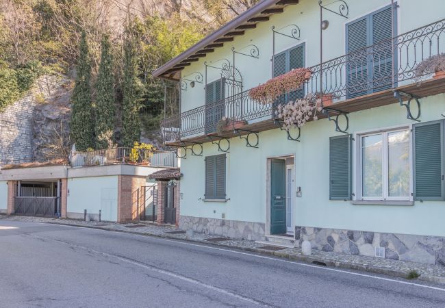 Apartment in Perledo - Varenna Beach Perledo Apartment in Perledo - Varenna Beach Perledo