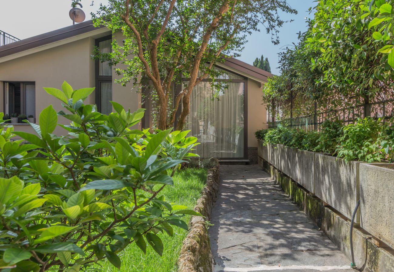Apartment in Varenna - The Secret Garden Apartment in Varenna - The Secret Garden