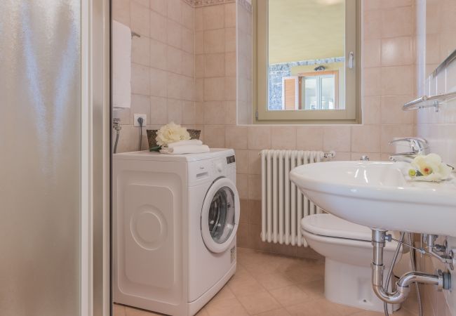 Apartment in Perledo - Varenna O Sole Mio Apartment in Perledo - Varenna O Sole Mio