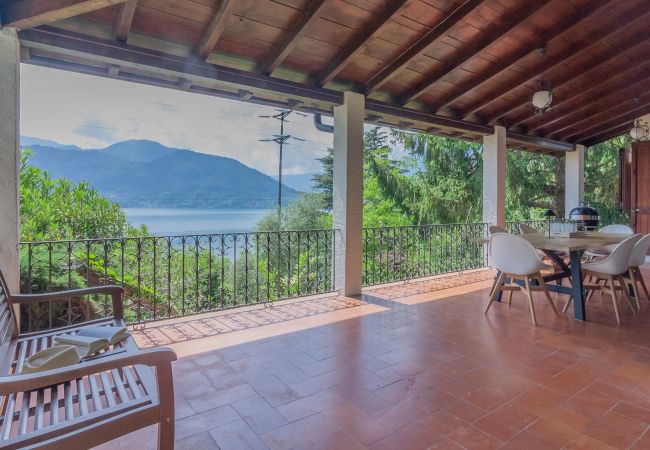 Villa in Varenna - Villa Bianca Lierna Villa in Varenna - Villa Bianca Lierna