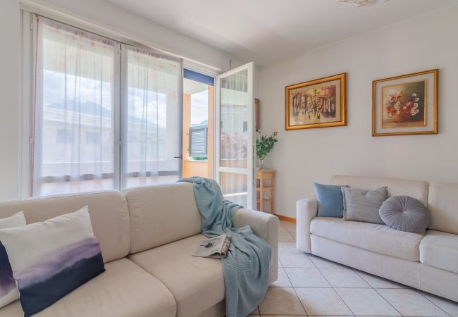 Apartment in Mandello del Lario - Sunflowers Home Apartment in Mandello del Lario - Sunflowers Home