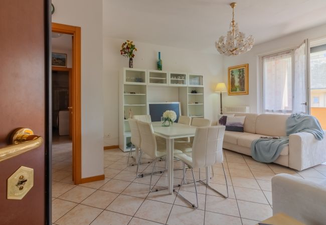 Apartment in Mandello del Lario - Sunflowers Home Apartment in Mandello del Lario - Sunflowers Home