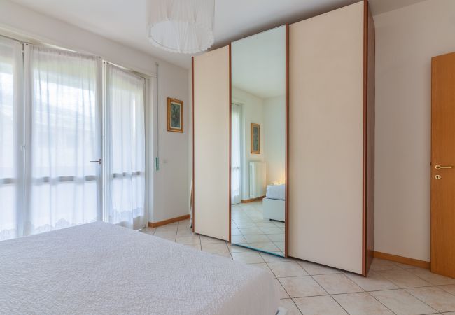 Apartment in Mandello del Lario - Sunflowers Home Apartment in Mandello del Lario - Sunflowers Home