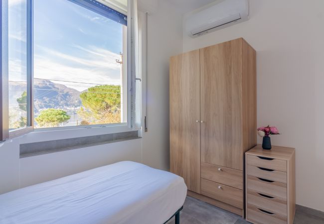 Apartment in Lierna - Sweet Caroline Apartment in Lierna - Sweet Caroline