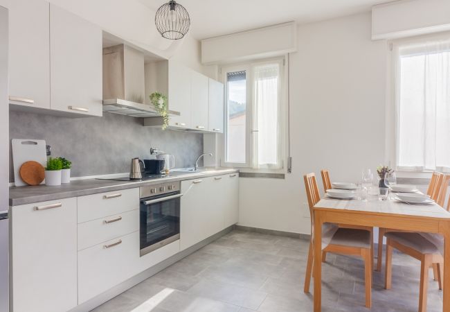 Apartment in Lierna - Sweet Caroline Apartment in Lierna - Sweet Caroline