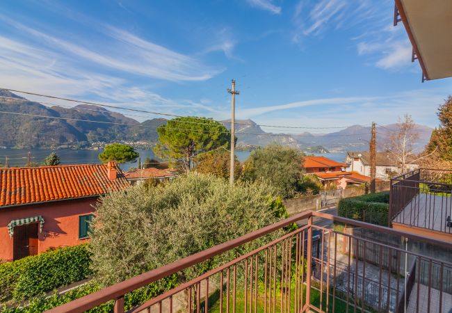Apartment in Lierna - Sweet Caroline Apartment in Lierna - Sweet Caroline