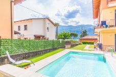 Apartment in Lierna - Sweet Caroline
