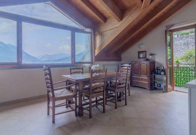 Apartment in Perledo - Queen Lake View Apartment in Perledo - Queen Lake View