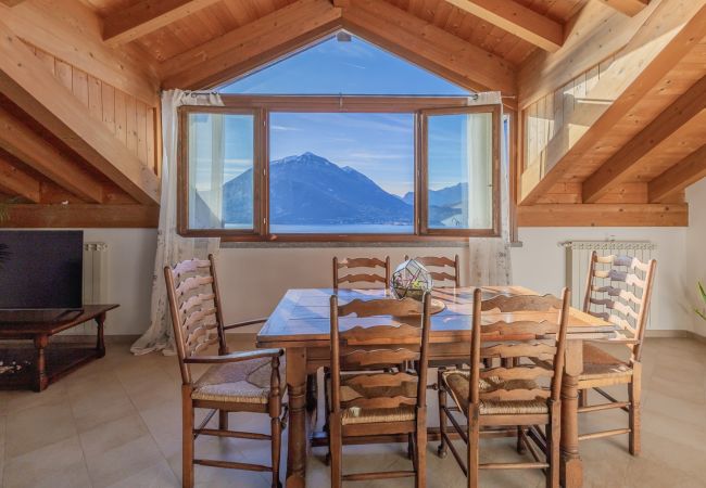 Apartment in Perledo - Il Nido sul Lago