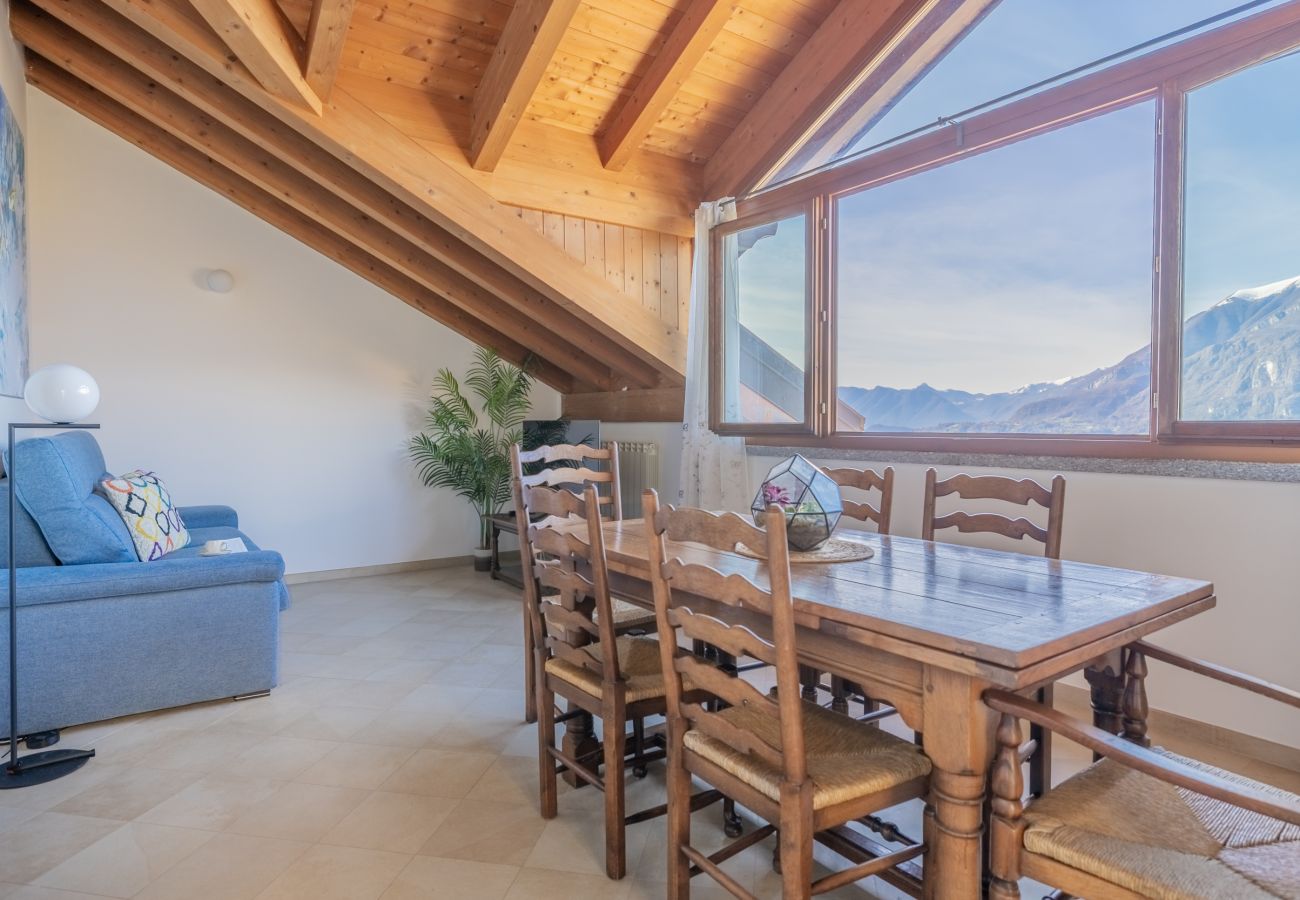 Apartment in Perledo - Il Nido sul Lago