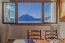 Apartment in Perledo - Il Nido sul Lago