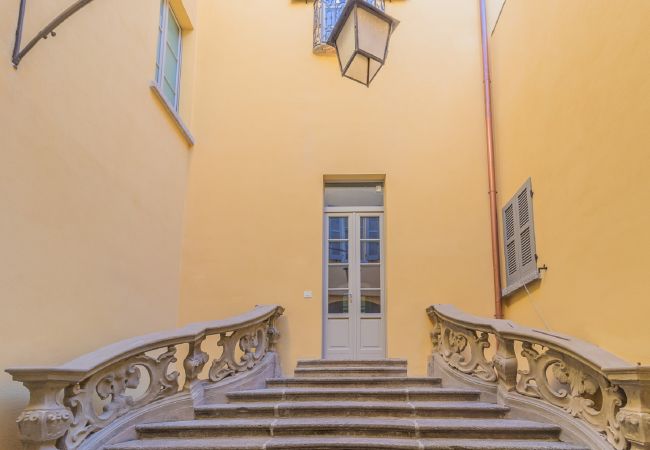 Apartment in Bellano - A Night At the Museum - Lake Como Apartment in Bellano - A Night At the Museum - Lake Como