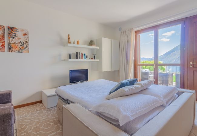 Apartment in Perledo - Giardino al Tramonto Apartment in Perledo - Giardino al Tramonto