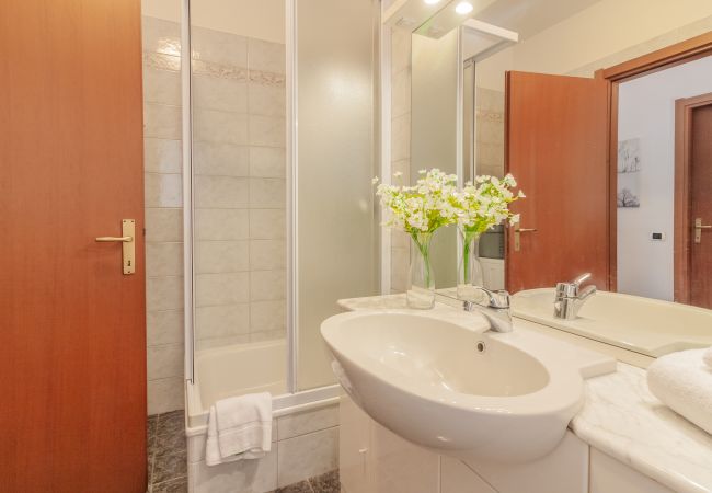 Apartment in Bellano - Tra Lago e Cielo Apartment in Bellano - Tra Lago e Cielo