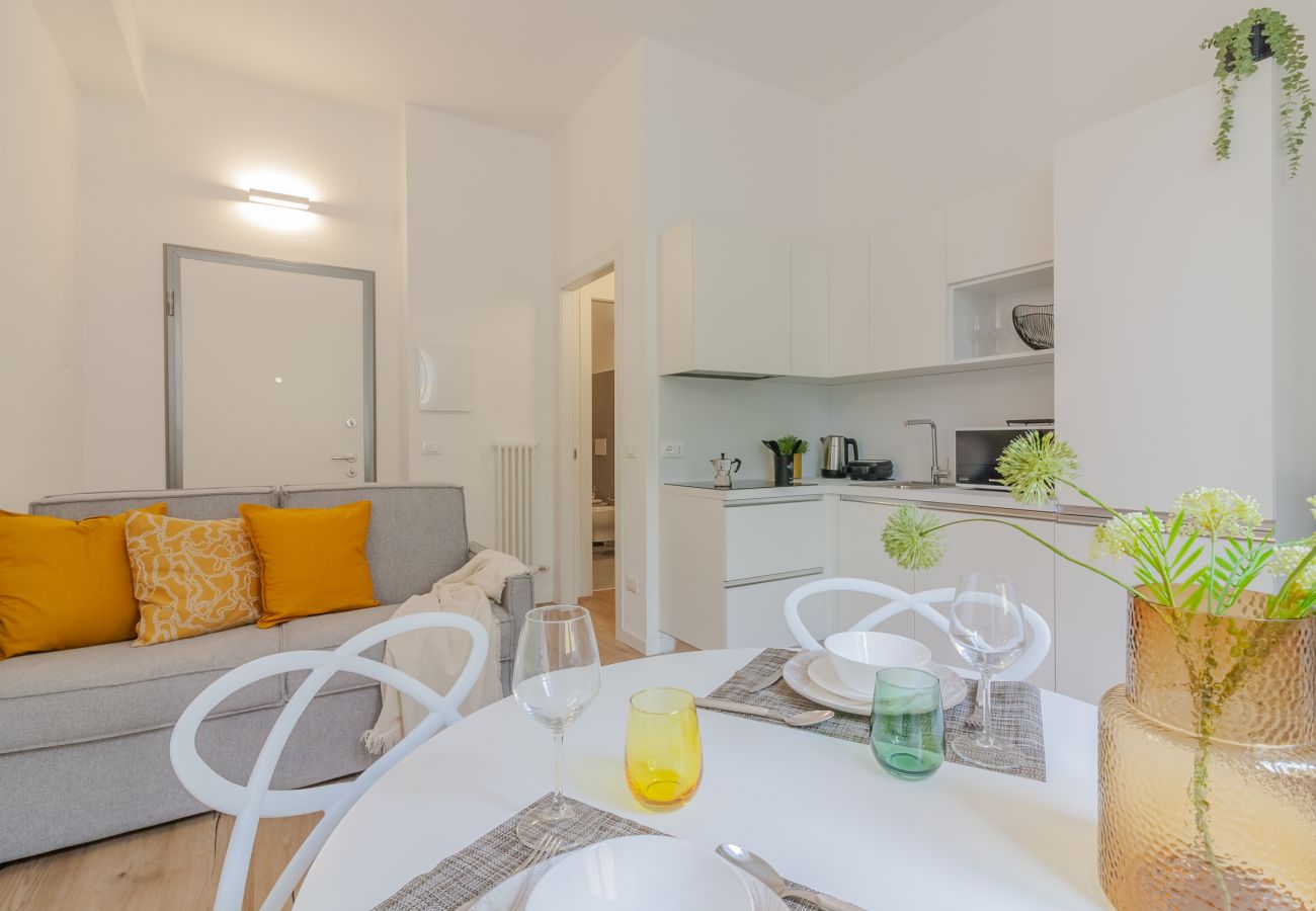 Apartment in Lecco - Da Vinci Retreat