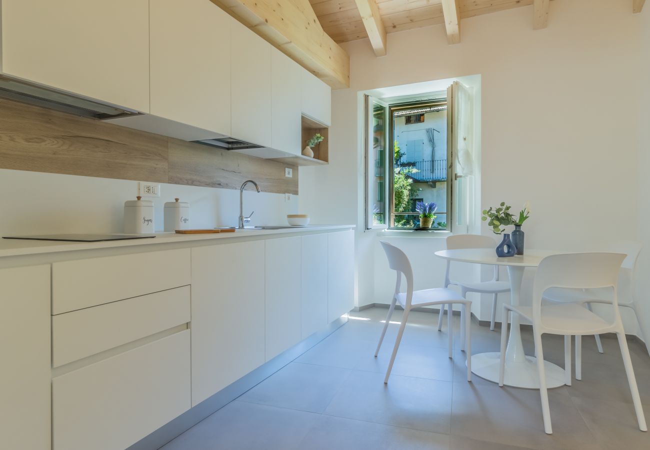 Apartment in Lierna - Cà Magnolia Appartamento 3